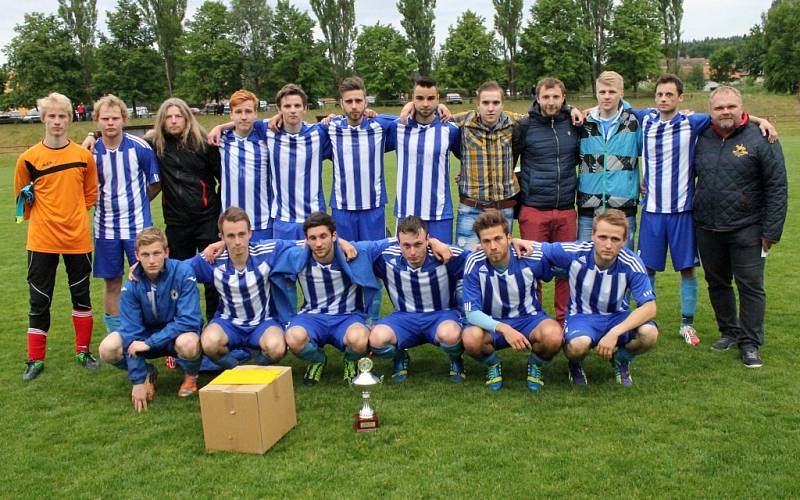 Stadion v Hrádku u Rokycan hostil finále Poháru PKFS mezi Chotíkovem a rezervou Domažlic.