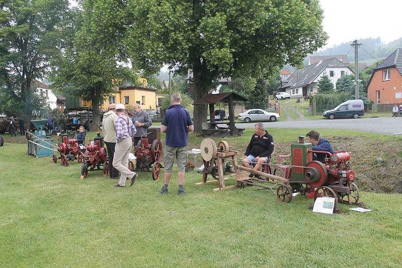 Setkání traktorů v Brnířově 2018.