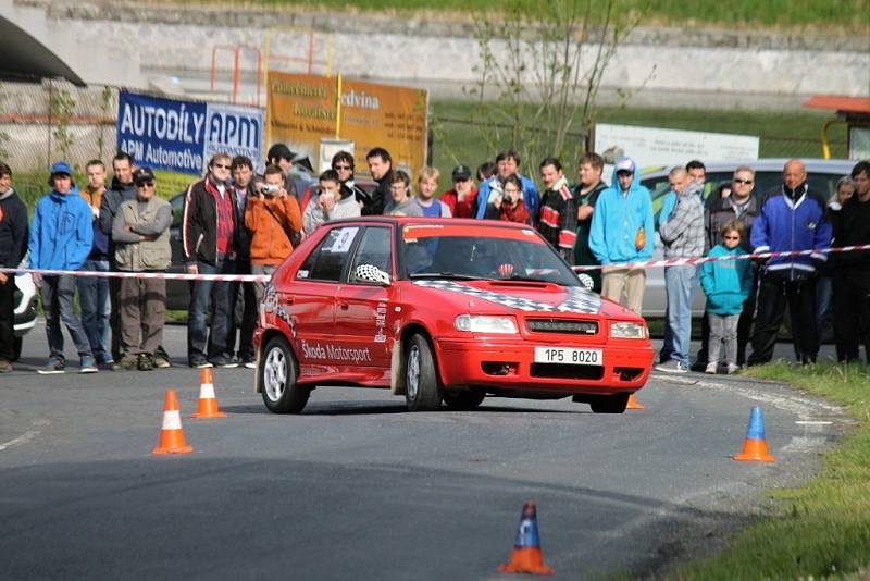 Koráb u Kdyně sobota 10. května 2014 - Mistrovství ČR v automobilovém slalomu do vrchu. 
