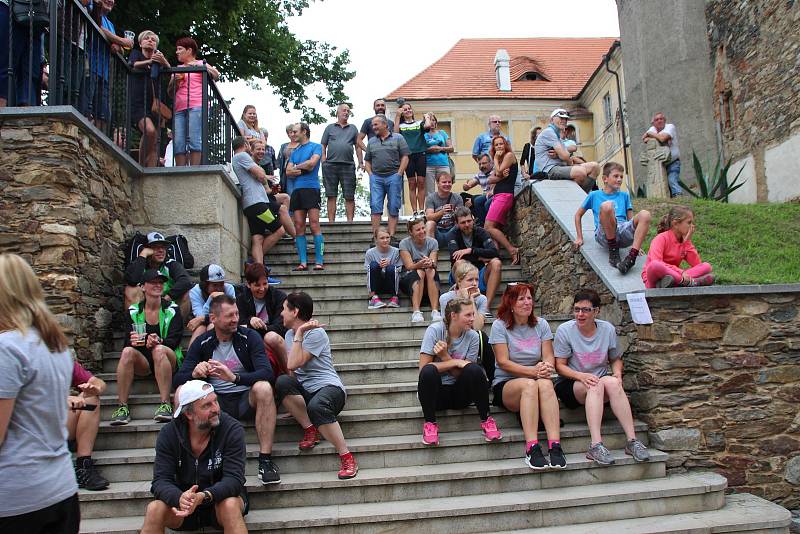 Maraton se konal při poběžovické pouti. Zúčastnili se ho i známé tváře Domažlicka či Japonec.