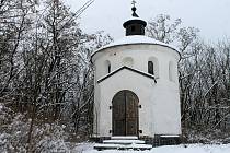 Kaple Panny Marie Lurdské na vrchu Mastník u Staňkova byla vysvěcena v květnu 1898.