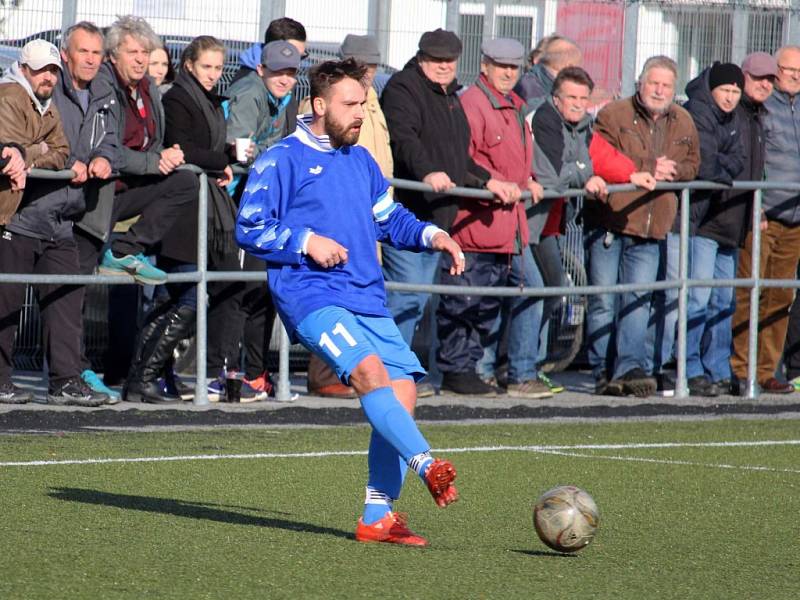 Pohárový duel fotbalistů Sokola Mrákov a Jiskry Domažlice B.