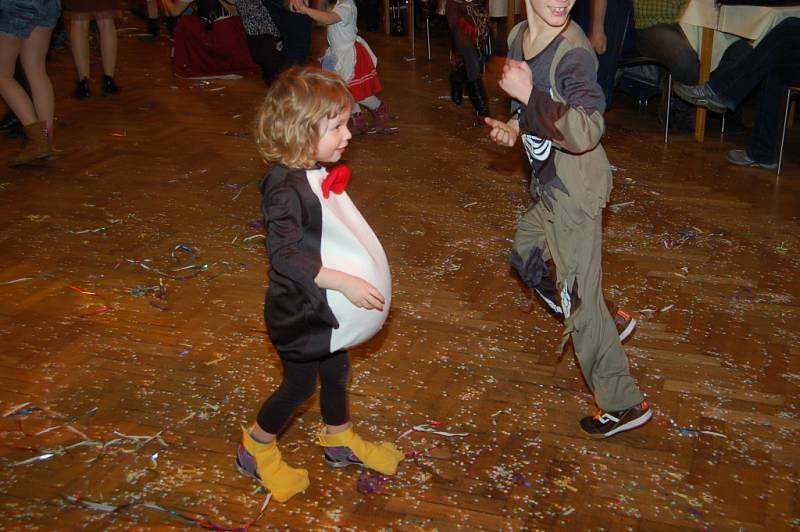 Karneval Na Divokém západě pořádala PS Mír Domažlice.