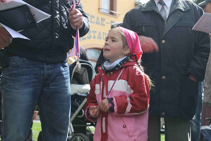 Závod Běh Škarmanem 2015 v Domažlicích.