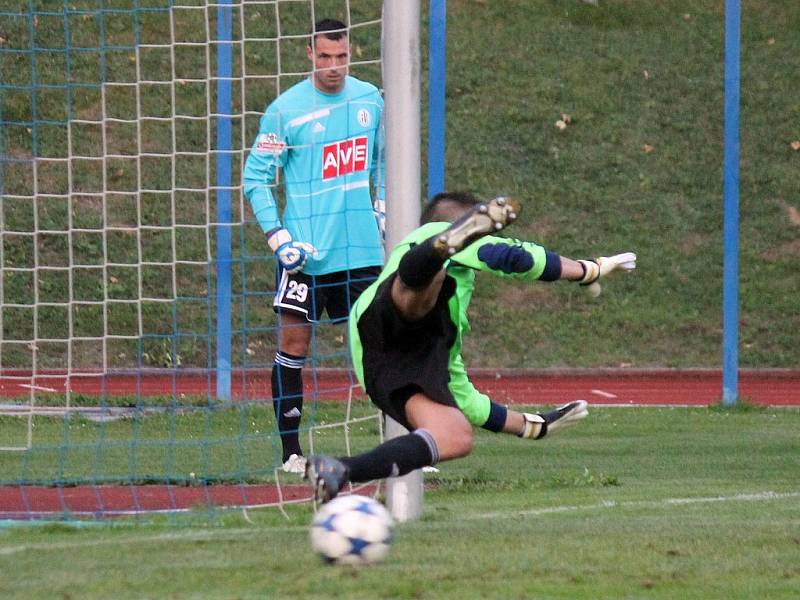 Třetiligová Jiskra Domažlice porazila v penaltovém rozstřelu prvoligové Dynamo České Budějovice a postupuje do 3. kola Poháru České pošty. 