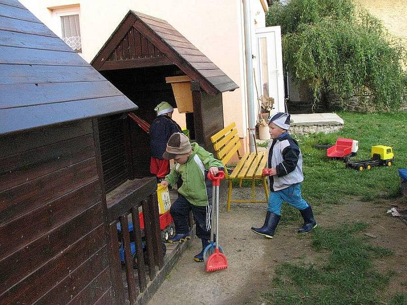 Z Mateřské školy v Luženicích.