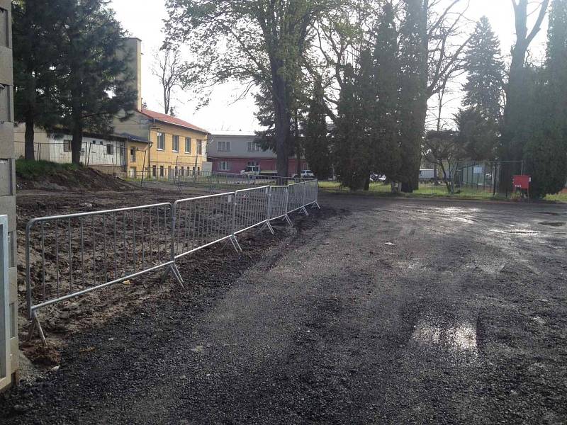 Stadion Střelnice po prvním utkání šampionátu.