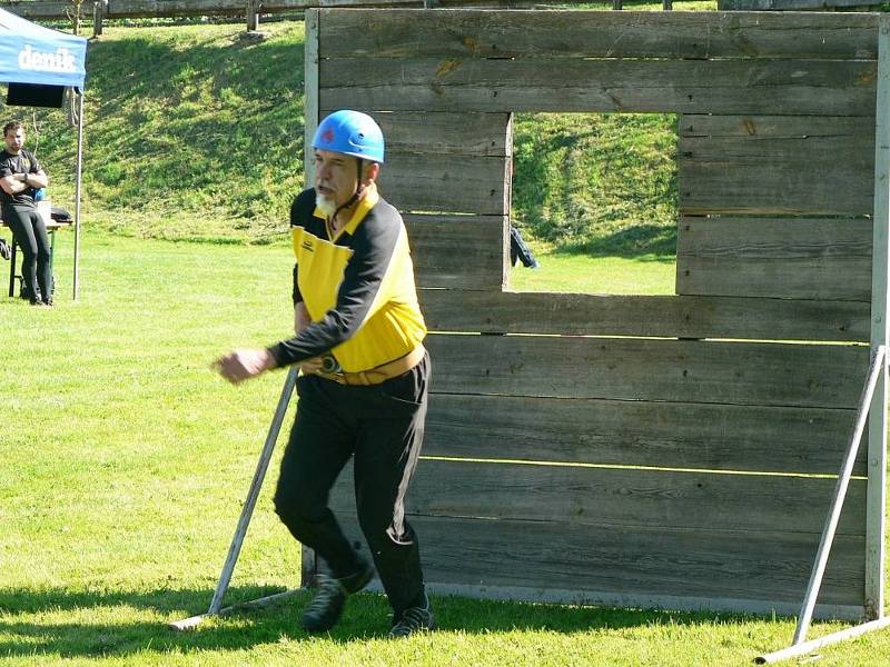 Závod Křenovská pětimíle – Běh pro Elišku uspořádali v Křenovech. Výtěžek akce poputuje na úhradu holčiččiných rehabilitací.