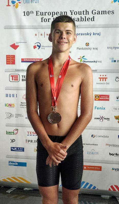 Alžběta Suchá z Domažlic a Michal Knopp z Horšovského Týna se blýskli na 10. Evropských hrách handicapované mládeže do 26 let.