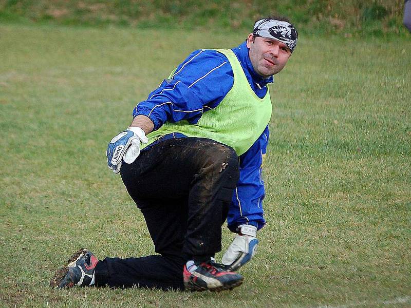 Liga seniorů - Z utkání Hostouně s SG Chudenice.