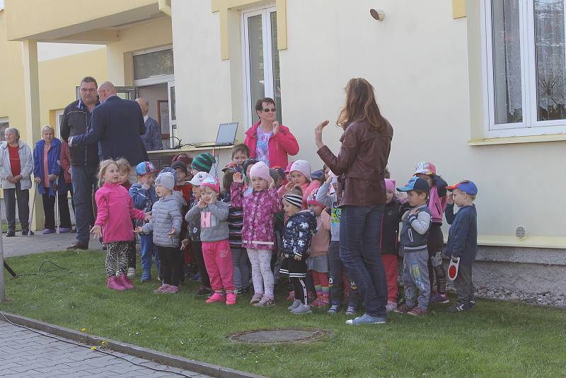 Belgičtí veteráni v Holýšově.