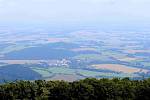 Z nejvyšší hory Českého lesa, 1042 m vysokého Čerchova. 