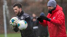 Trénink fotbalistů FC Hradec Králové v rámci zimní přípravy.