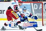 Hokejová extraliga: Mountfield HK - HC Kometa Brno.