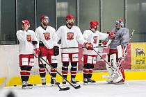 Hradečtí hokejisté zahájili přípravu na ledě