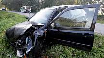 Dopravní nehoda u Vysoké nad Labem, kde utekl řidič od havarovaného vozidla.