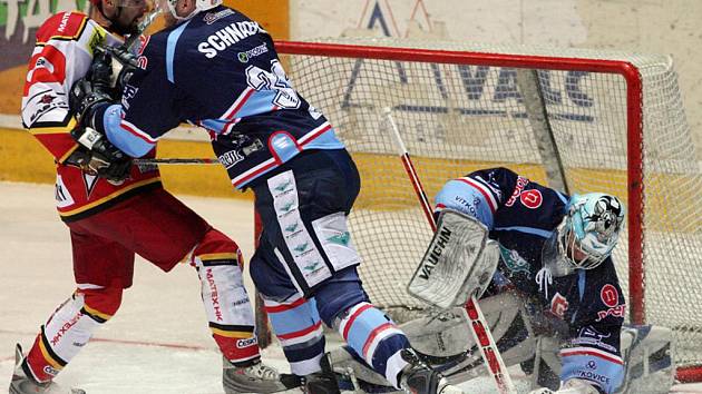 Hradec Králové – Chomutov 3:1, 22. února 2011