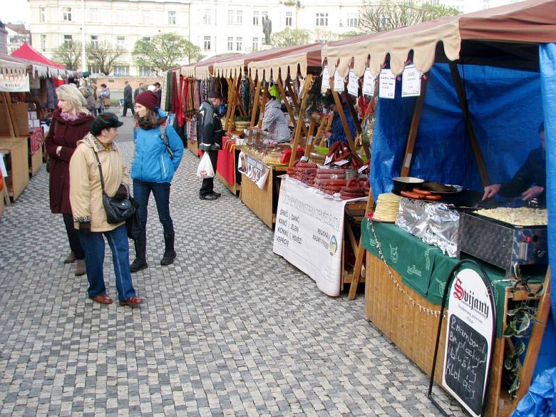 Vánoční trhy na královéhradeckém Masarykově náměstí.