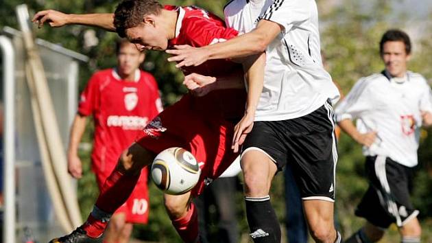 Divizní východočeské derby FC Hradec Králové B - FK Pardubice B.