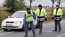 U Všestar na Hradecku došlo 15. října ke kolizi tří osobních vozů. Nehoda si vyžádala dva lidské životy.