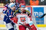 Semifinále Generali play off hokejové extraligy: Mountfield HK - HC Kometa Brno.