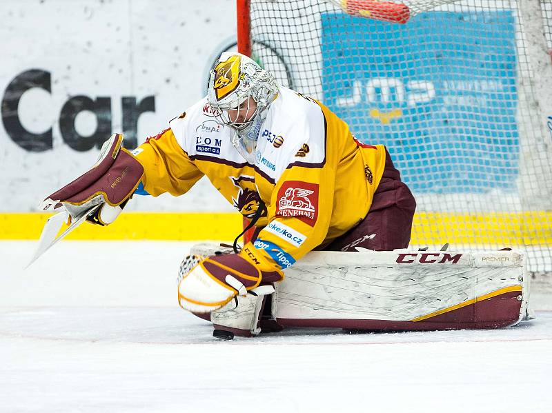 Hokejová extraliga: Mountfield HK - HC Dukla Jihlava.