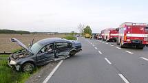 Dopravní nehoda dvou osobních automobiů mezi Černilovem a Výravou.