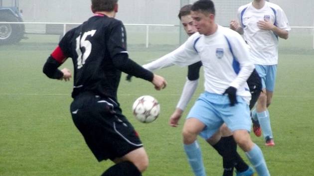 Okresní přebor ve fotbale: TJ Sokol Třebeš B - FC Slavia Hradec Králové B.