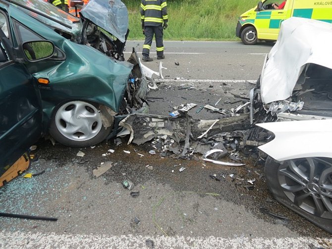 Při nehodách zemřelo v roce 2023 v Královéhradeckém kraji 33 lidí.