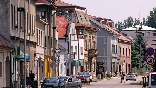 Město Smiřice na archivním snímku Deníku. Ilustrační fotografie..