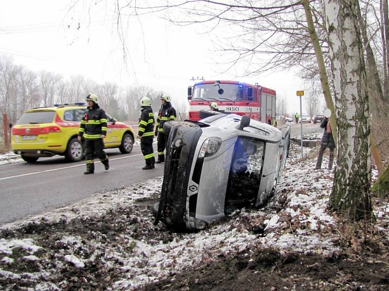 Havárie osobního automobilu v Třebši.