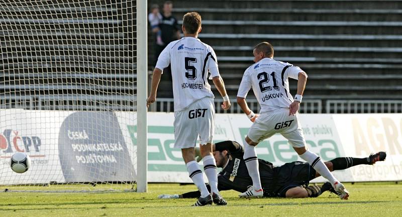 Fotbalová I. Gambrinus liga: FC Hradec Králové - FC Zbrojovka Brno.