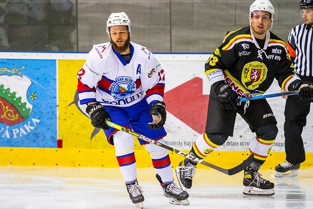Na vlastním ledě hokejisté Nové Paky porazili rivala z Nového Bydžova podruhé v sezoně.