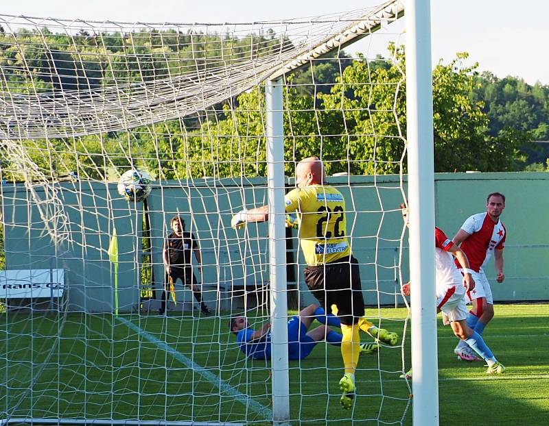 Finále: Libčany - Slavia Hradec Králové 2:2 (1:2), pen. 4:3.