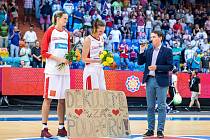 Mistrovství Evropy basketbalistek v Hradci Králové: České republika - Španělsko.