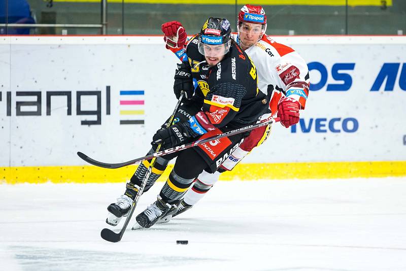 Hokejová extraliga: Mountfield HK - HC Verva Litvínov.