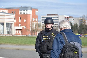 V pondělí 11. března ve 14 hodin policie evakuovala budovu Univerzity Hradce Králové.