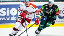 Hokejová extraliga: Mountfield HK - HC Energie Karlovy Vary.
