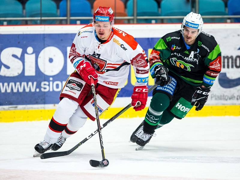 Hokejová extraliga: Mountfield HK - HC Energie Karlovy Vary.