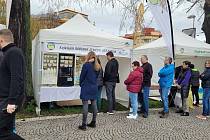 V prostoru před Filosofickou fakultou se v sobotu sejdou farmáři a lokální výrobci.