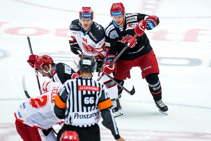 Úvodní utkání čtvrtfinále play off hokejového poháru Generali Česká Cup: Mountfield Hradec Králové - HC Oceláři Třinec