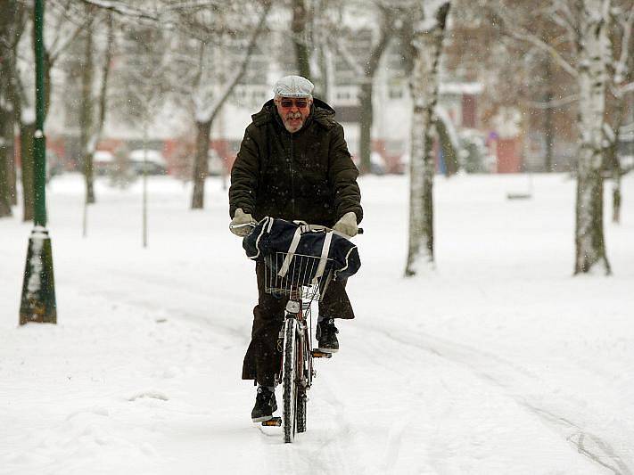 Zima v ulicích Hradce Králové.