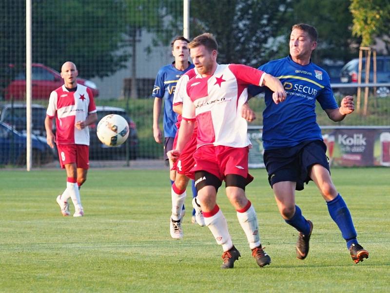 Okresní přebor ve fotbale: Slavia Hradec Králové B - Malšova Lhota.