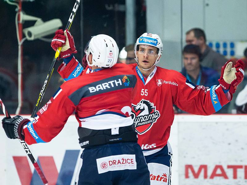 Hokejová extraliga: Mountfield HK - HC Dynamo Pardubice.