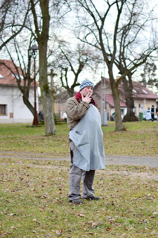 Masopustní veselice v Březhradě.