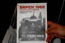 Výstava Srpen 1968 v dokumentech doby byla otevřena symbolicky 20. srpna ve 23.15 hodin, právě v tu dobu, kdy před 40 lety vstoupila první okupační vojska na území Československa