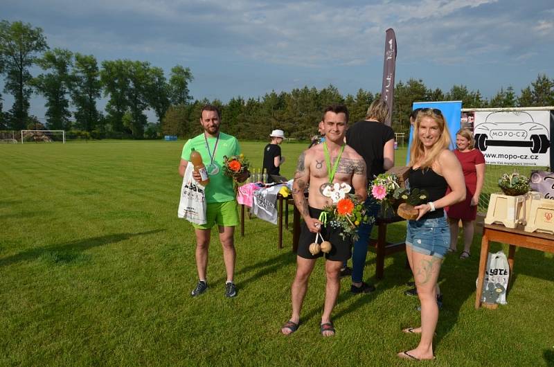  V Ohnišťanech se opět soutěžilo v Crossfitu.