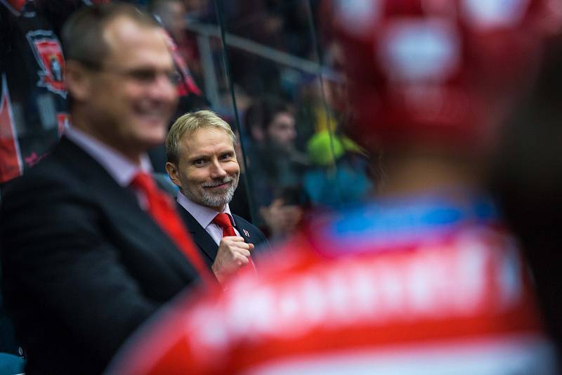 Hokejová extraliga: Mountfield HK - HC Oceláři Třinec.