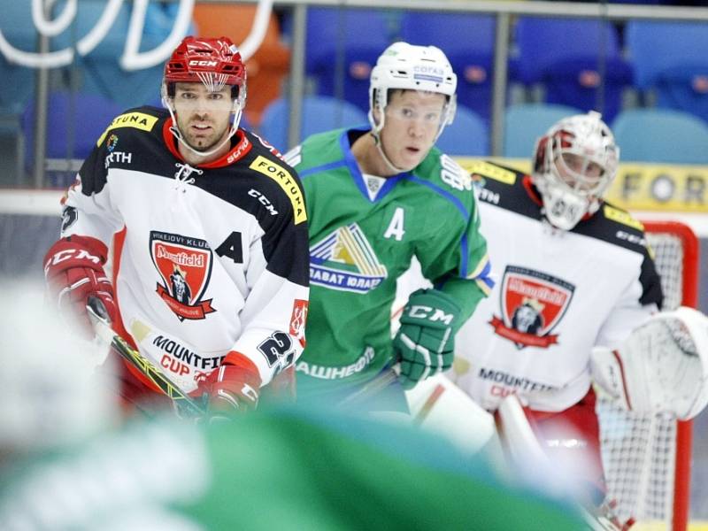 Hokejový Mountfield Cup: Mountfield HK - Salavat Julajev Ufa.