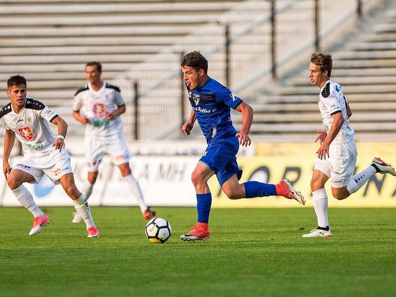 Fotbalová Fortuna národní liga: FC Hradec Králové - FC Sellier & Bellot Vlašim.